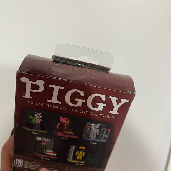 Roblox PIGGY Rare Collectible Never Opened Box Piggy Series 1 - Picture 12 of 14